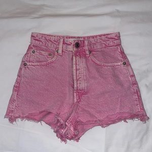 Zara pink-wash denim shorts 🩷🩷